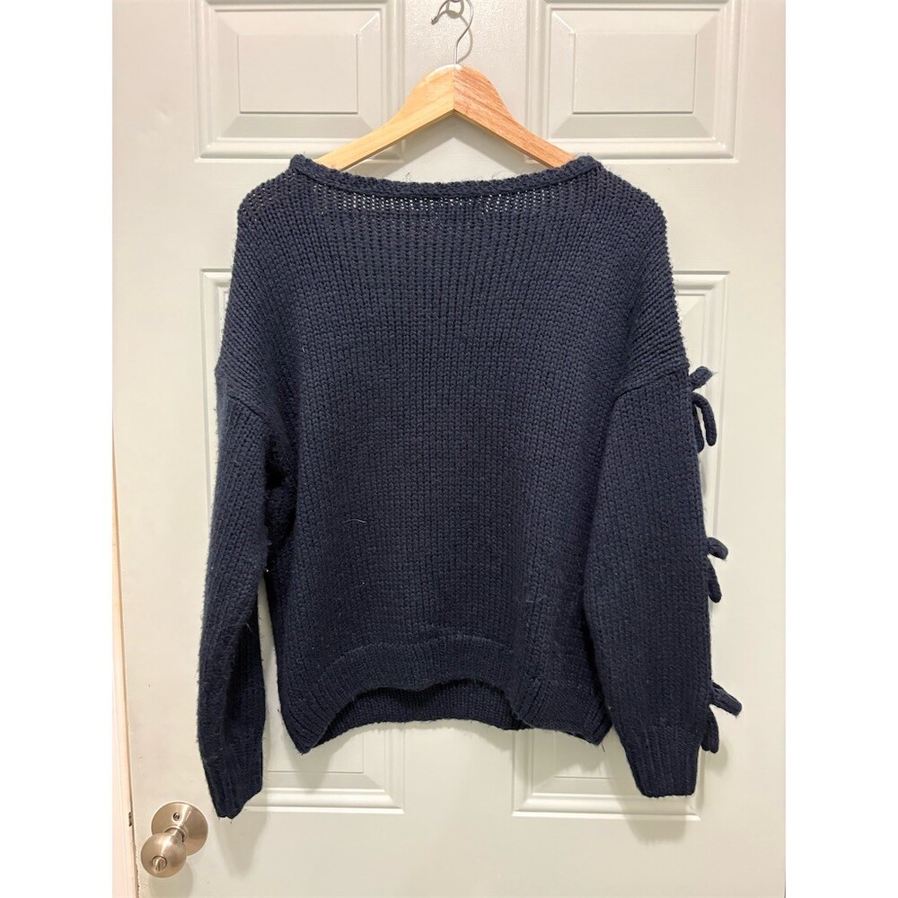 Hollister Sweater Womens Size M Navy Chunky Knit V-Neck Pullover Bow - Picture 4 of 8